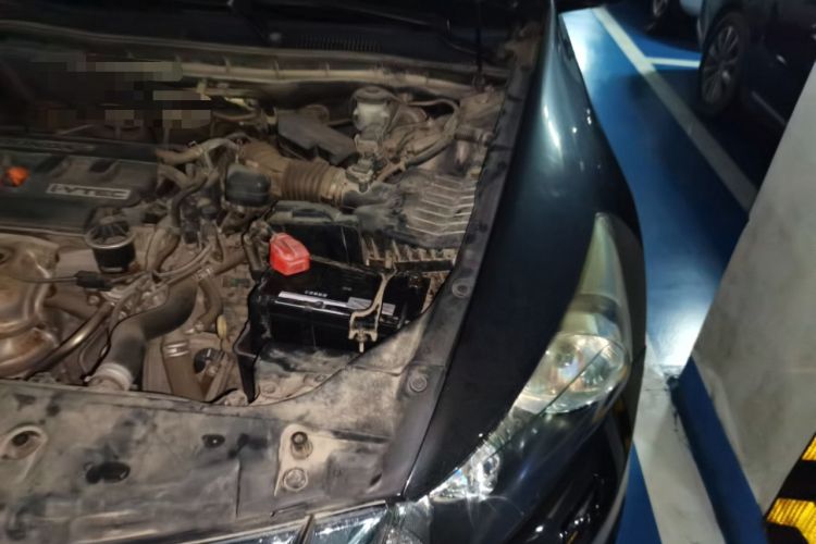 Used Honda Accord 2012 2.0L SE Engine Bay Left