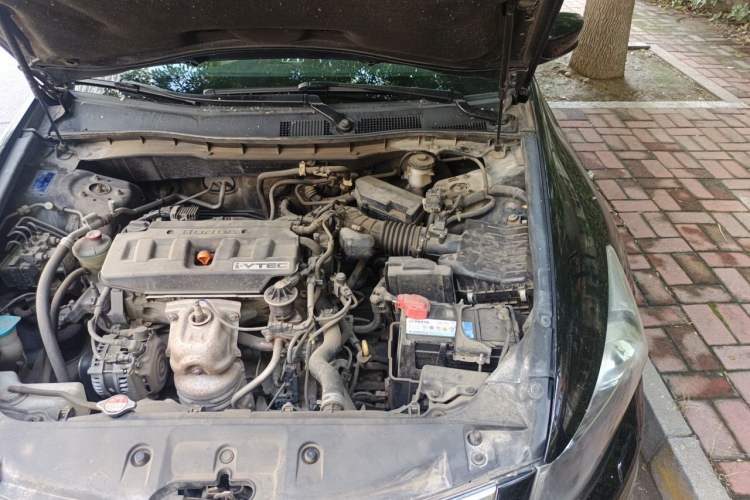 Used Honda Accord 2012 2.0L SE Engine Bay Left