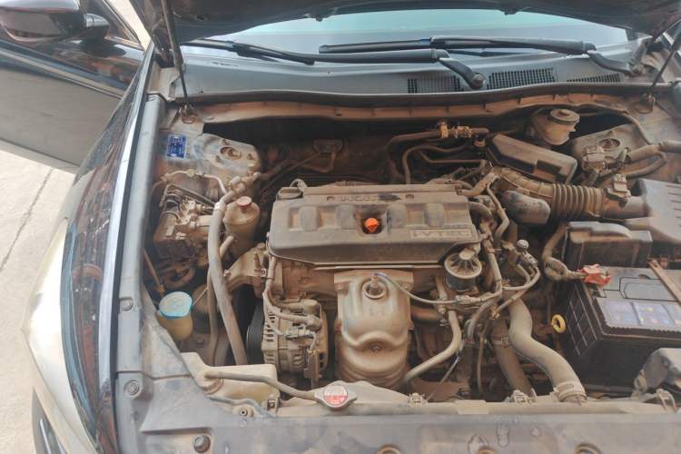Used Honda Accord 2012 2.0L SE Engine Bay Right