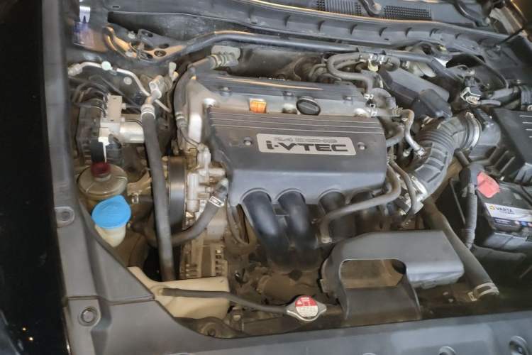 Used Honda Accord 2012 2.4L SE Engine Bay Right