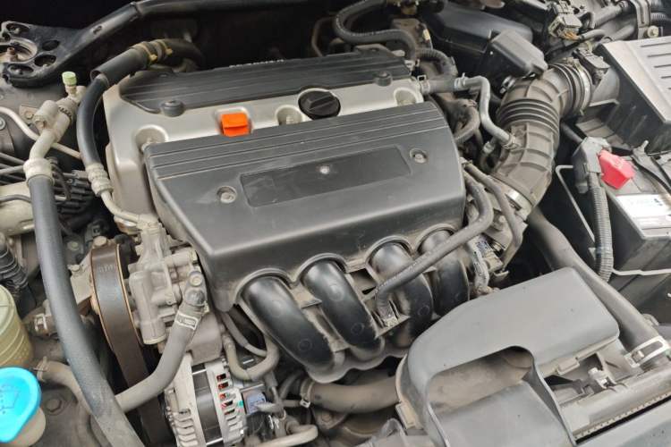 Used Honda Accord 2012 2.4L SE Engine Bay Right