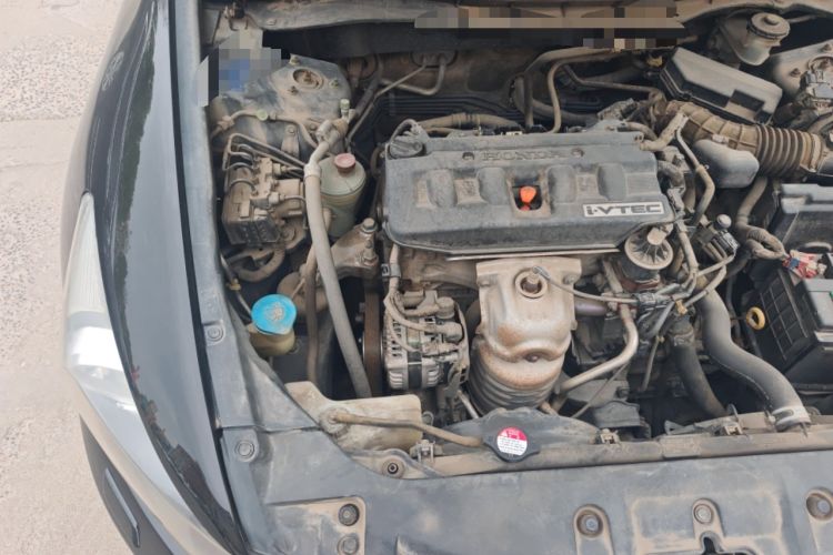 Used Honda Accord 2012 2.0L SE Engine Bay Right