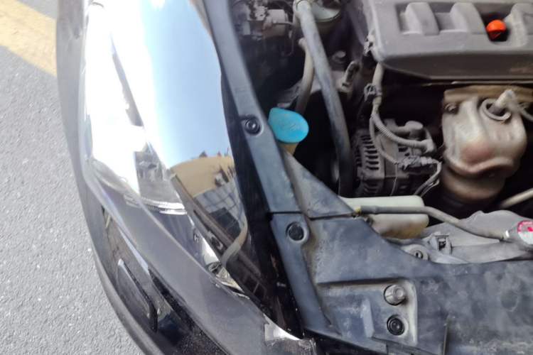 Used Honda Accord 2012 2.0L SE Engine Bay Right
