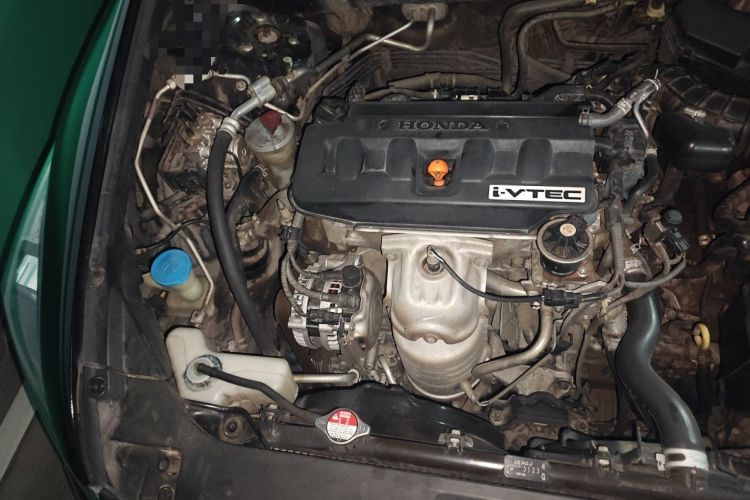 Used Honda Accord 2012 2.0L SE Engine Bay Right