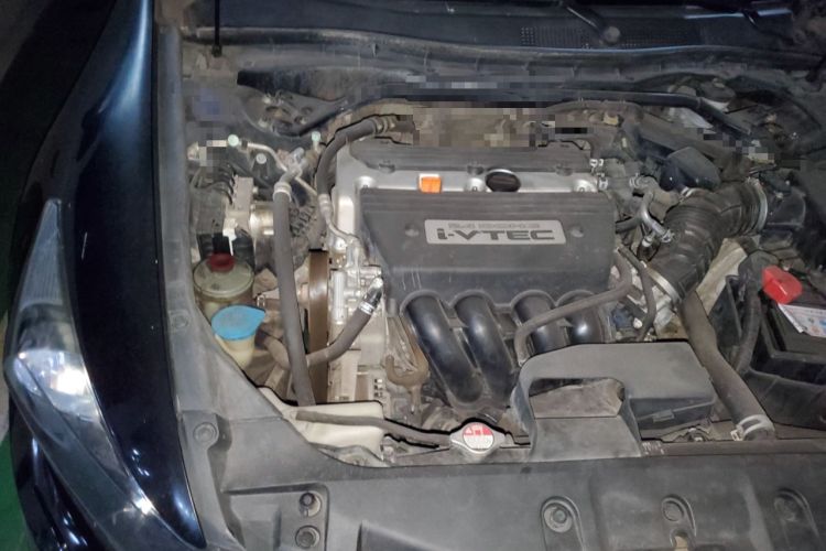 Used Honda Accord 2012 2.4L SE Engine Bay Right