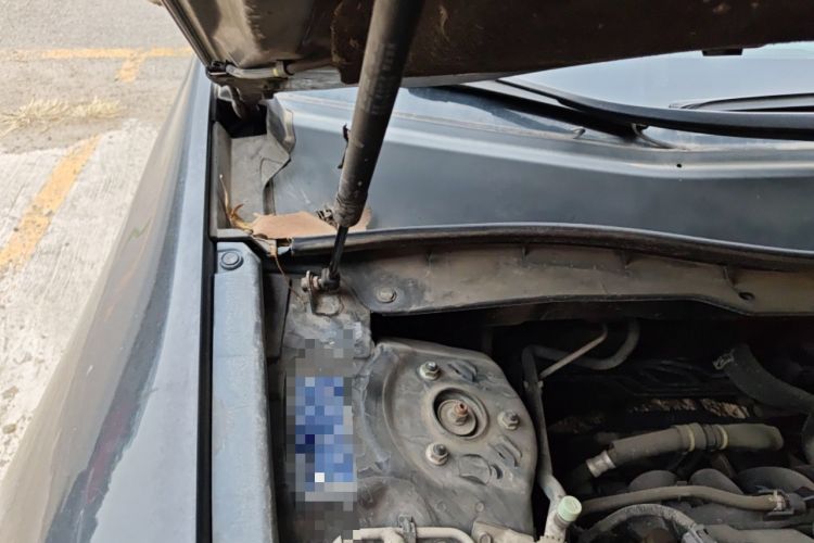 Used Honda Accord 2012 2.0L SE Engine Bay Right