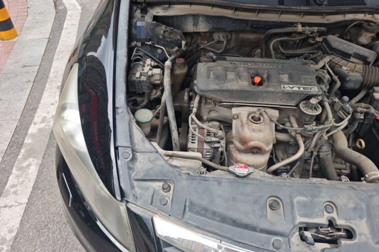 Used Honda Accord 2012 2.0L SE Engine Bay Right