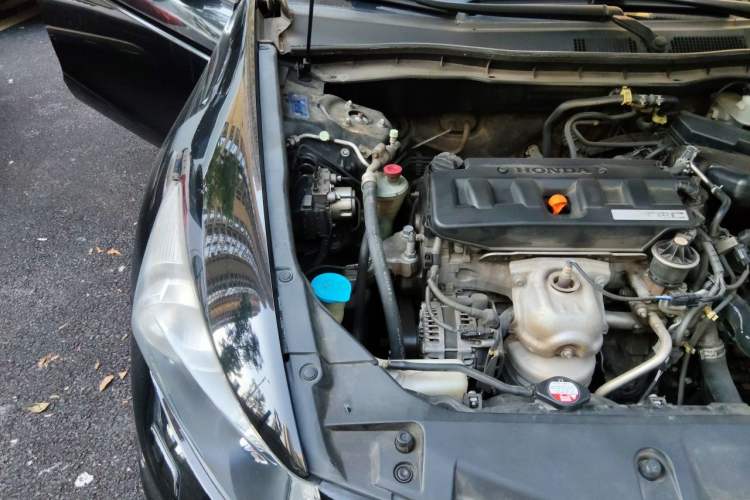 Used Honda Accord 2012 2.0L SE Engine Bay Right