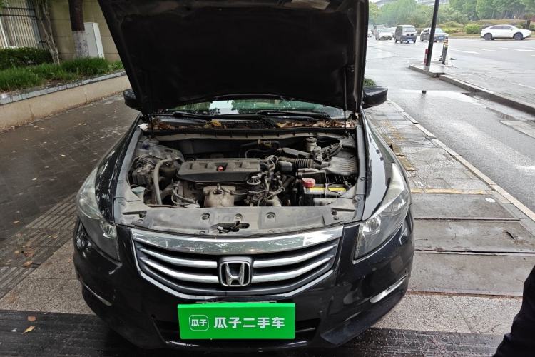 Used Honda Accord 2012 2.0L SE Engine Bay
