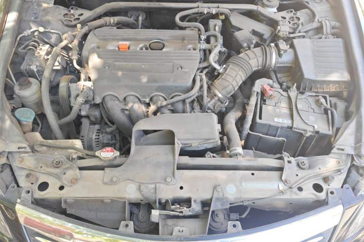 Used Honda Accord 2012 2.4L SE Engine Bay