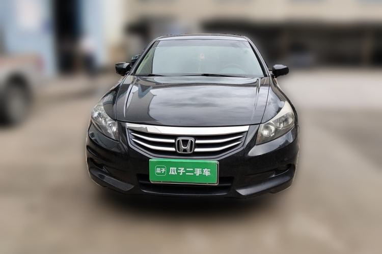 Used Honda Accord 2012 2.0L MT Front