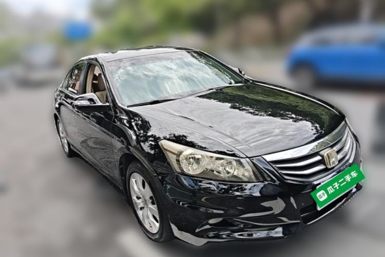 Used Honda Accord 2012 2.4L SE Front Right 45 Deg