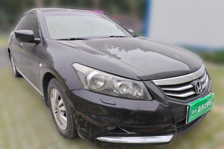 Used Honda Accord 2012 2.0L SE Front Right 45 Deg