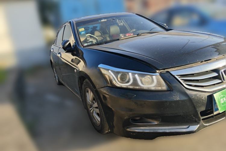 Used Honda Accord 2012 2.0L SE Front Right 45 Deg