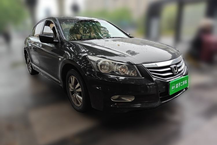 Used Honda Accord 2012 2.0L SE Front Right 45 Deg