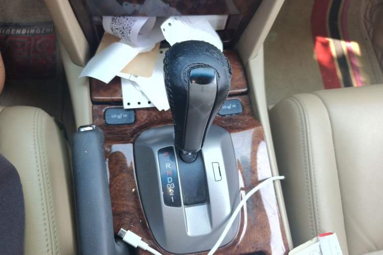 Used Honda Accord 2012 2.0L SE Gear Lever