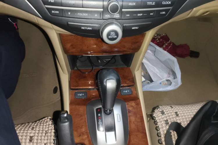 Used Honda Accord 2012 2.0L SE Gear Lever