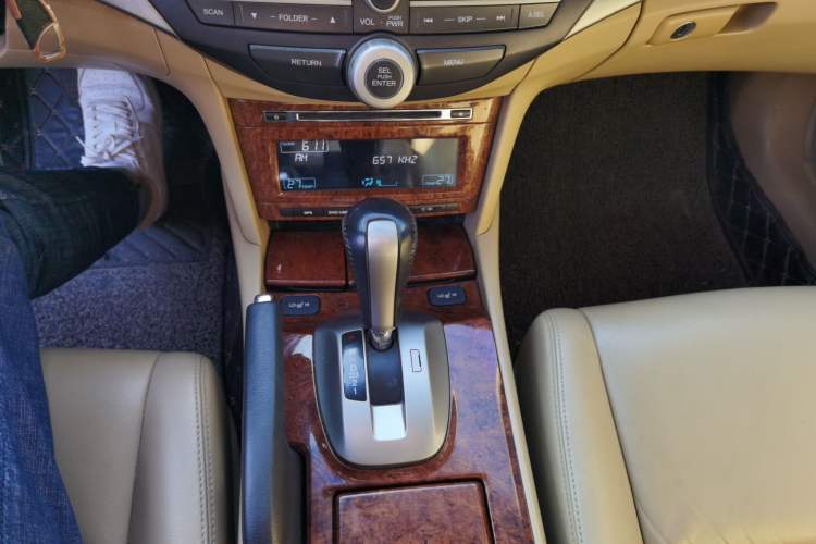Used Honda Accord 2012 2.0L SE Gear Lever