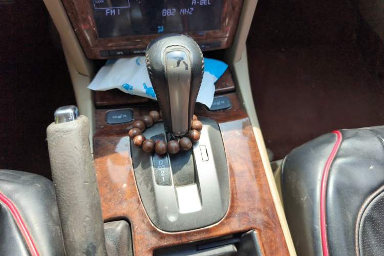 Used Honda Accord 2012 2.0L SE Gear Lever