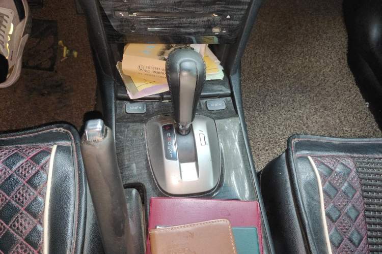 Used Honda Accord 2012 2.4L LX Gear Lever