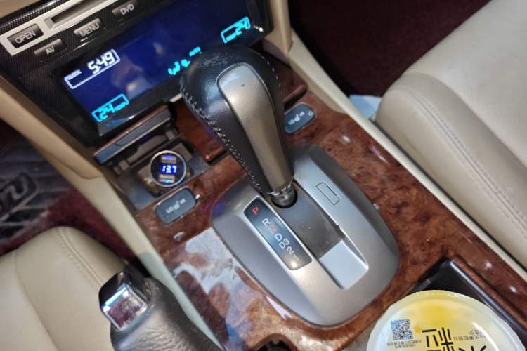Used Honda Accord 2012 2.0L SE Gear Lever