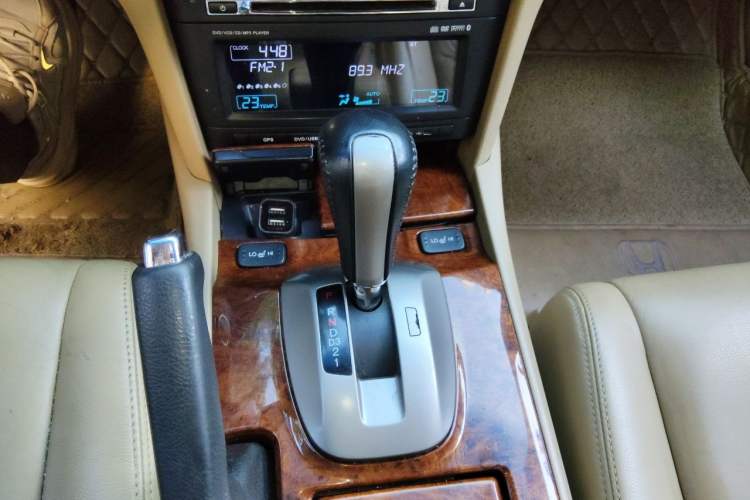Used Honda Accord 2012 2.0L SE Gear Lever