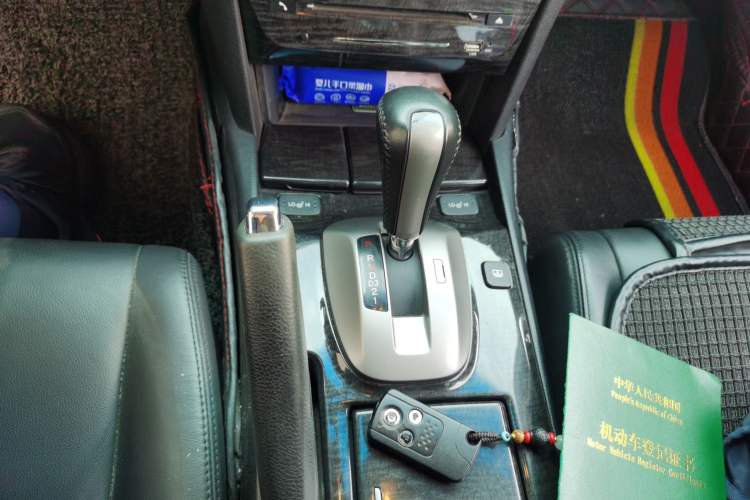 Used Honda Accord 2012 2.4L SE Gear Lever