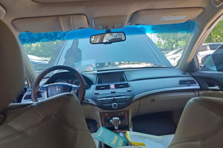 Used Honda Accord 2012 2.0L SE Headliner