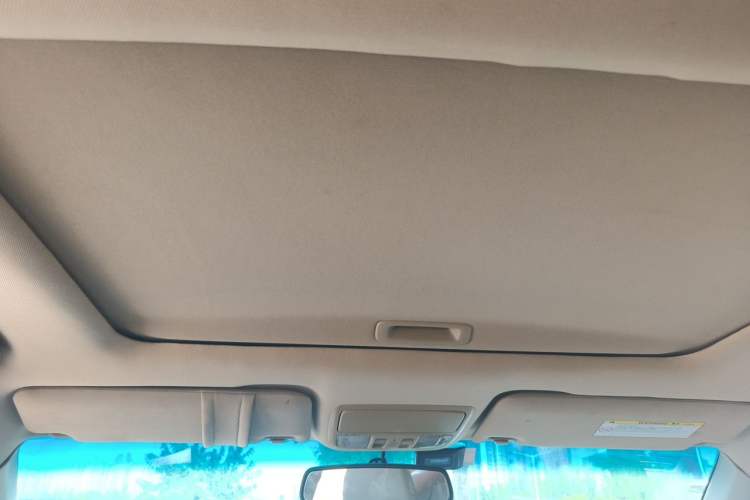 Used Honda Accord 2012 2.0L SE Headliner