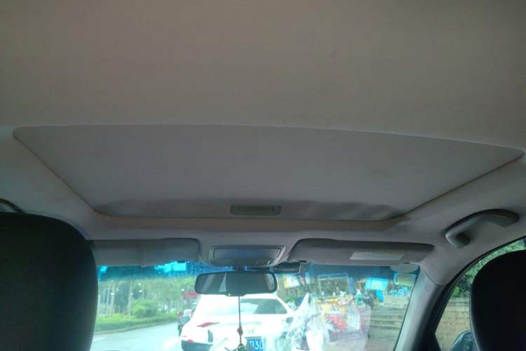 Used Honda Accord 2012 2.4L SE Headliner