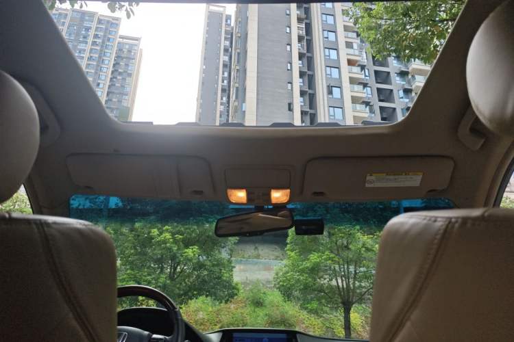 Used Honda Accord 2012 2.4L SE Headliner