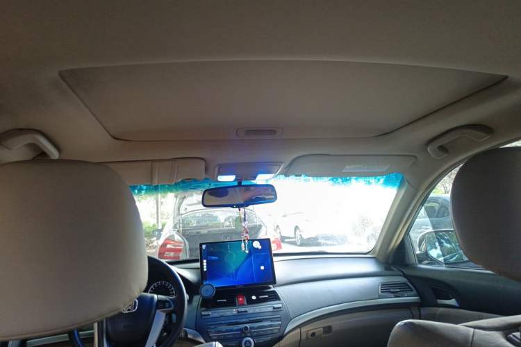Used Honda Accord 2012 2.0L SE Headliner