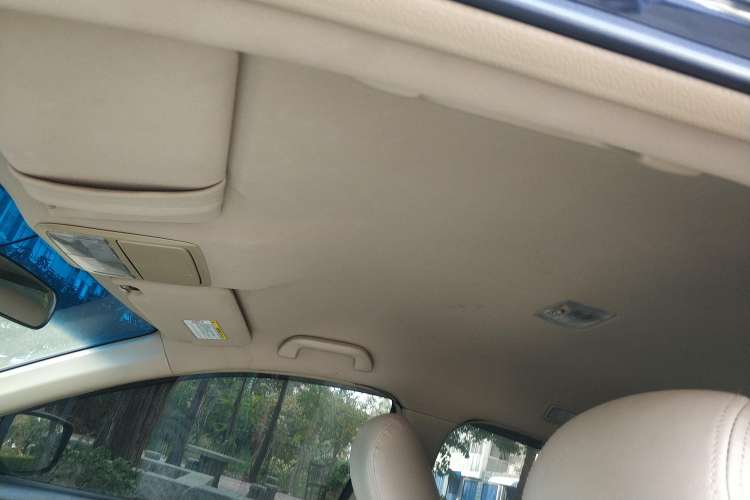 Used Honda Accord 2012 2.0L MT Headliner