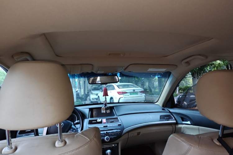 Used Honda Accord 2012 2.0L SE Headliner