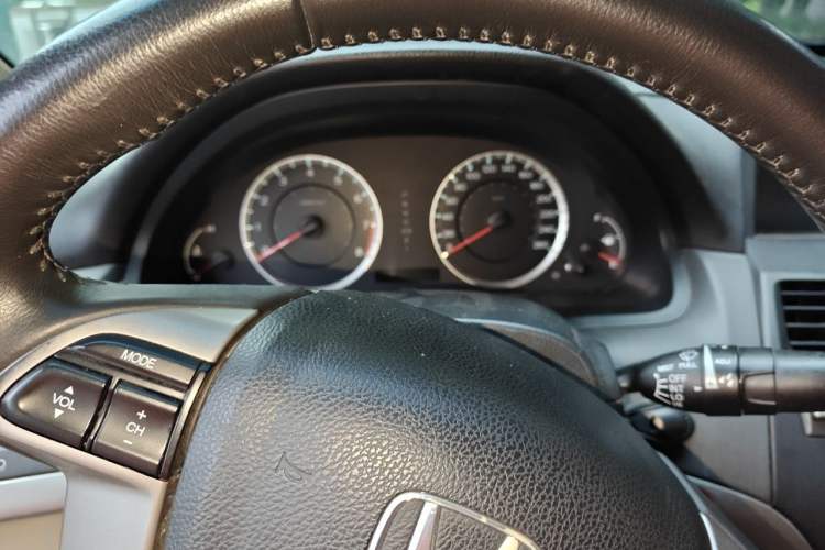 Used Honda Accord 2012 2.0L SE Instrument Cluster