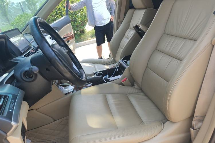 Used Honda Accord 2012 2.0L SE Left Front Seat