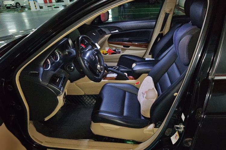Used Honda Accord 2012 2.0L SE Left Front Seat