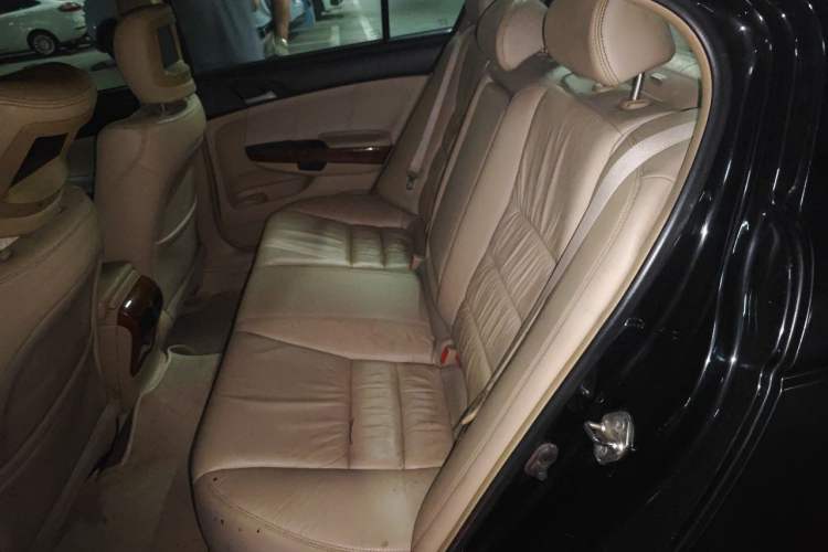 Used Honda Accord 2012 2.4L SE Left Rear Seat