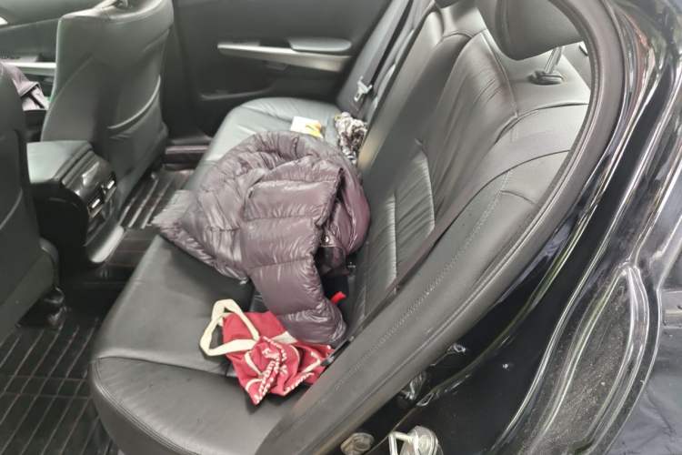 Used Honda Accord 2012 2.4L SE Left Rear Seat