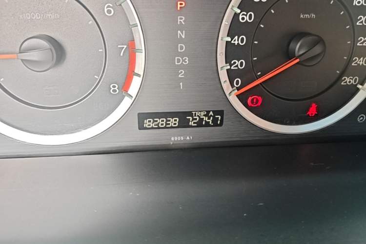Used Honda Accord 2012 2.4L SE Odometer Close Up