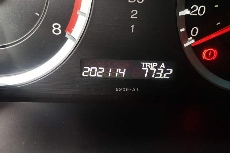 Used Honda Accord 2012 2.4L SE Odometer Close Up