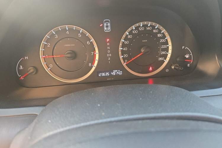 Used Honda Accord 2012 2.0L SE Odometer Close Up