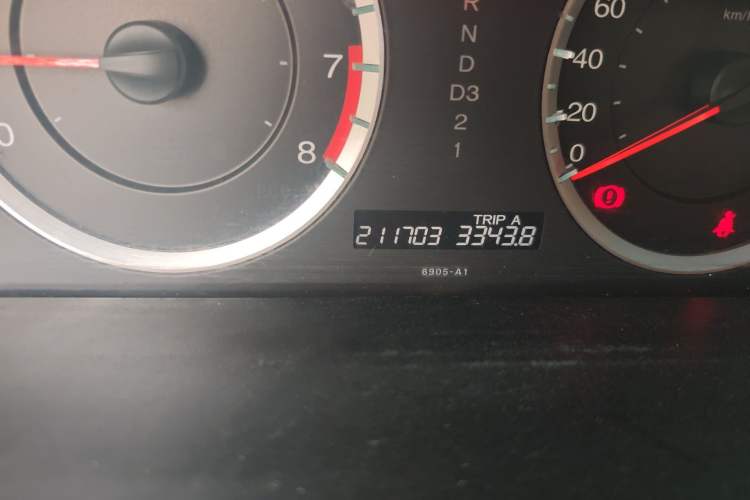 Used Honda Accord 2012 2.0L SE Odometer Close Up