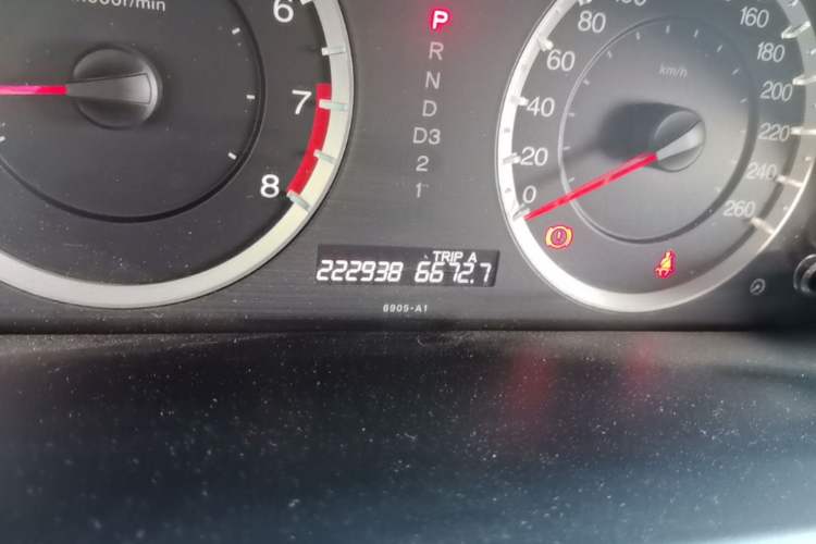 Used Honda Accord 2012 2.0L SE Odometer Close Up
