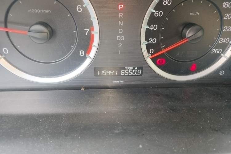 Used Honda Accord 2012 2.0L SE Odometer Close Up