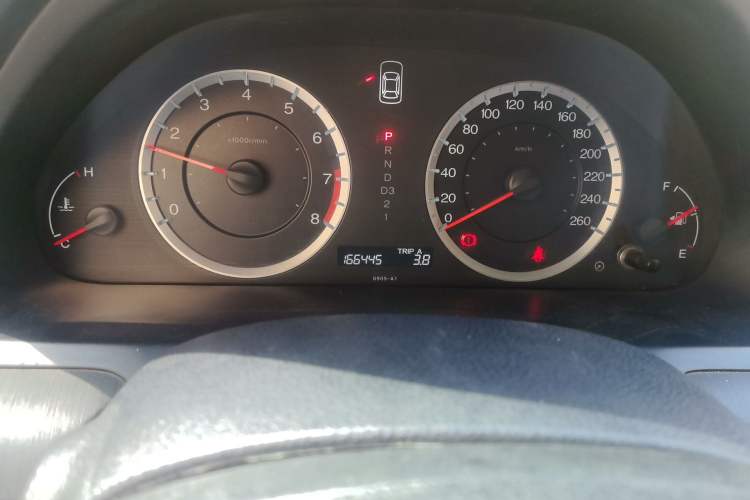 Used Honda Accord 2012 2.4L SE Odometer Close Up