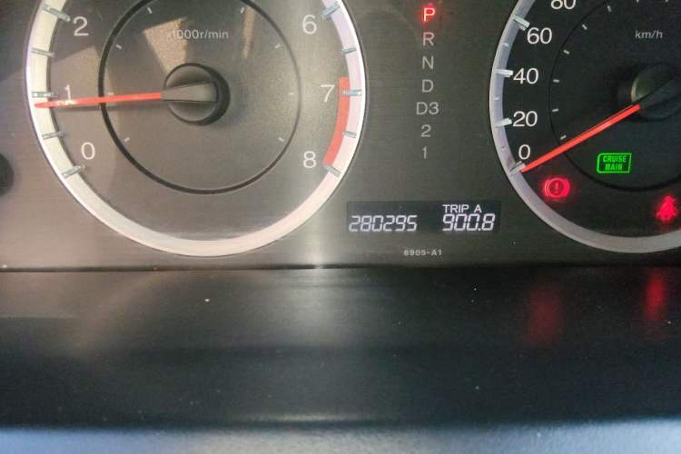 Used Honda Accord 2012 2.0L SE Odometer Close Up