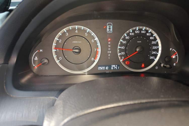 Used Honda Accord 2012 2.0L SE Odometer Close Up