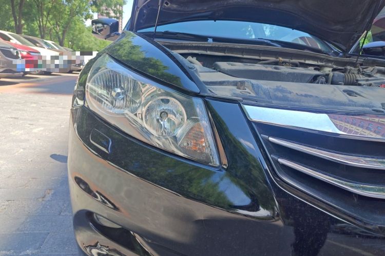 Used Honda Accord 2012 2.0L SE Right Front Headlight