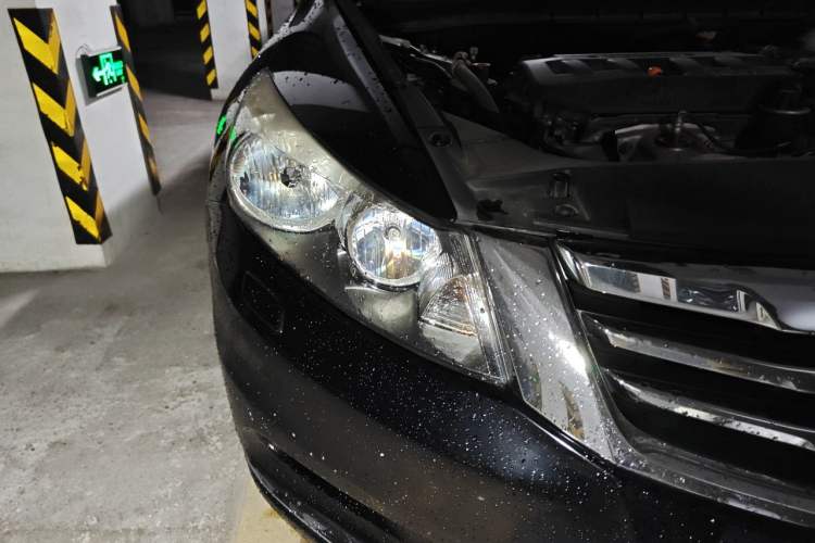 Used Honda Accord 2012 2.0L SE Right Front Headlight